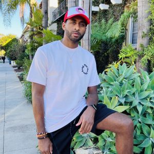Akeem Loves You Streaming Link